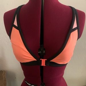 EUC lululemon hit it up bra pop orange, bleached coral, and black. Size S